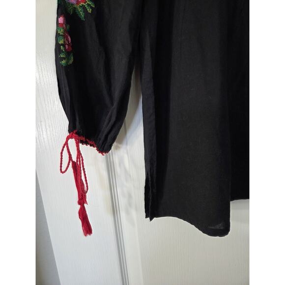 Royal Moda Black Cross-Stitch Floral Embroidered Boho Peasant Blouse, Size Large - Picture 11 of 11